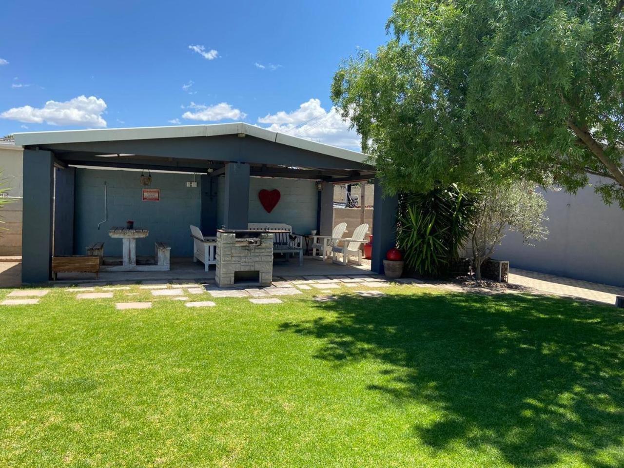 Karoo Heart Apartamento Beaufort West Exterior foto