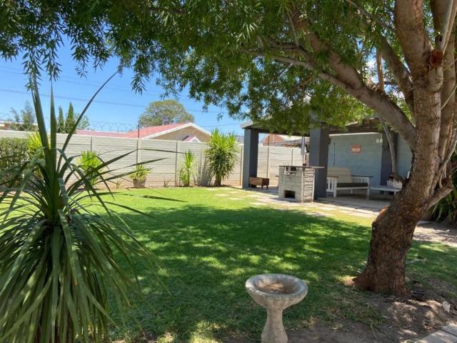 Karoo Heart Apartamento Beaufort West Exterior foto