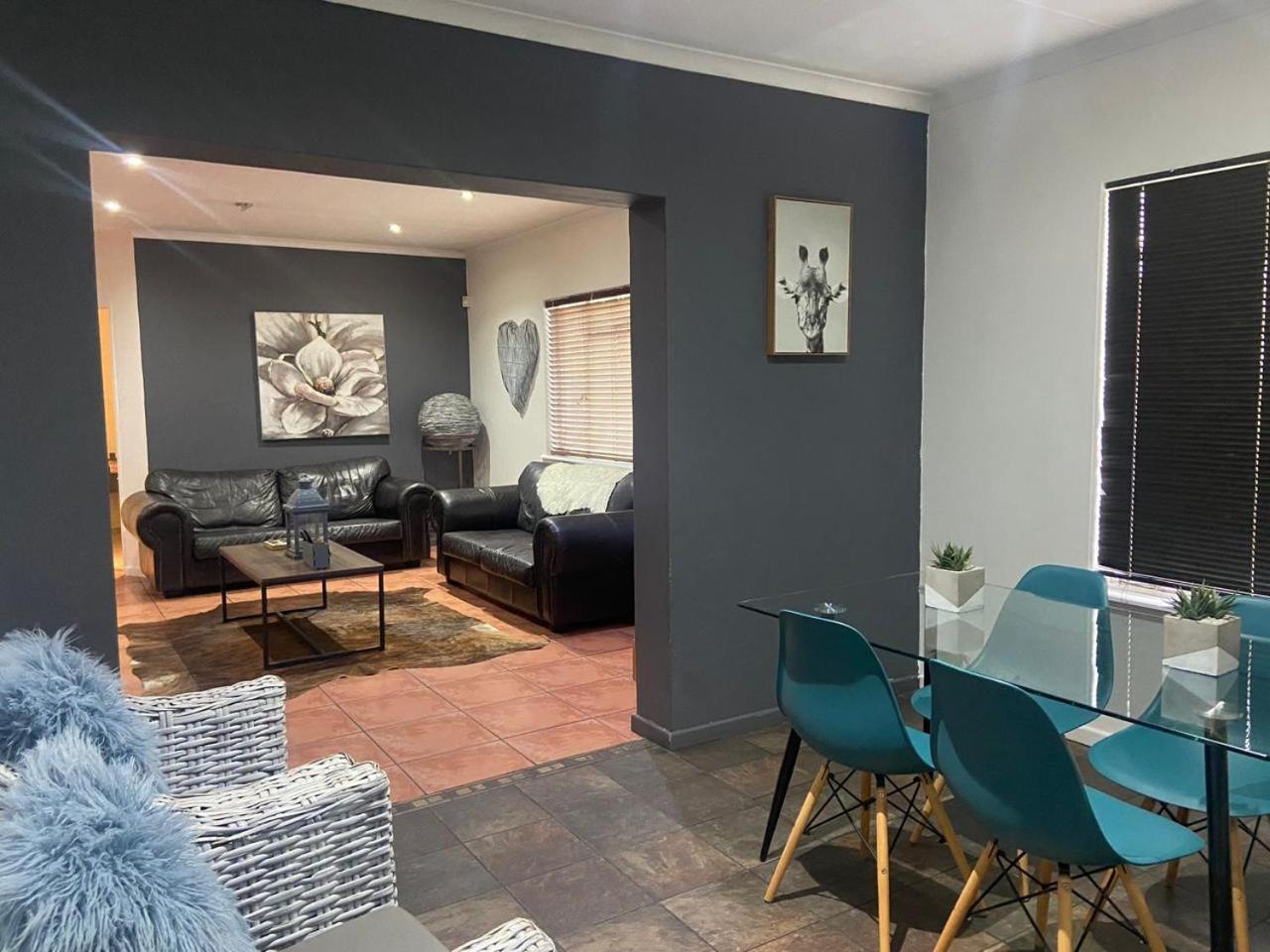 Karoo Heart Apartamento Beaufort West Exterior foto