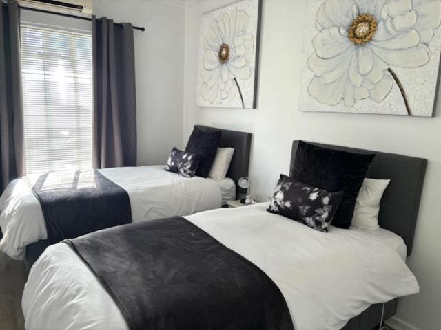 Karoo Heart Apartamento Beaufort West Exterior foto