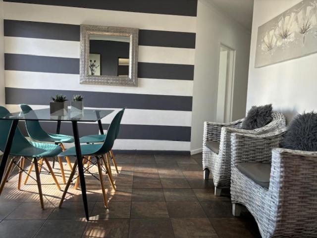 Karoo Heart Apartamento Beaufort West Exterior foto