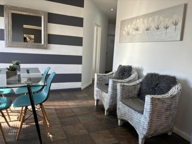 Karoo Heart Apartamento Beaufort West Exterior foto