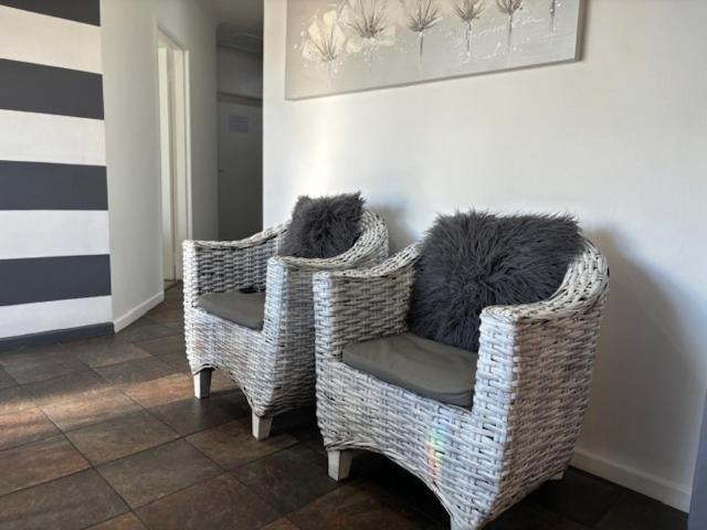 Karoo Heart Apartamento Beaufort West Exterior foto