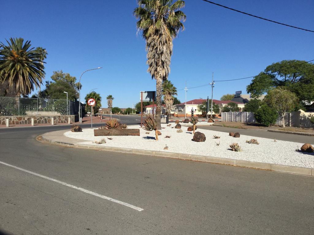 Karoo Heart Apartamento Beaufort West Exterior foto